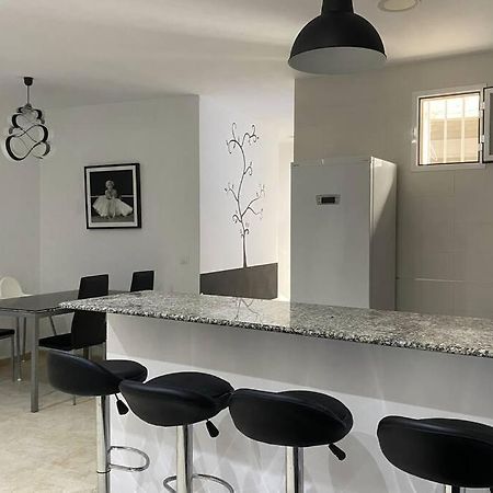 Apartamentos Manrique Jerez de la Frontera Exterior foto